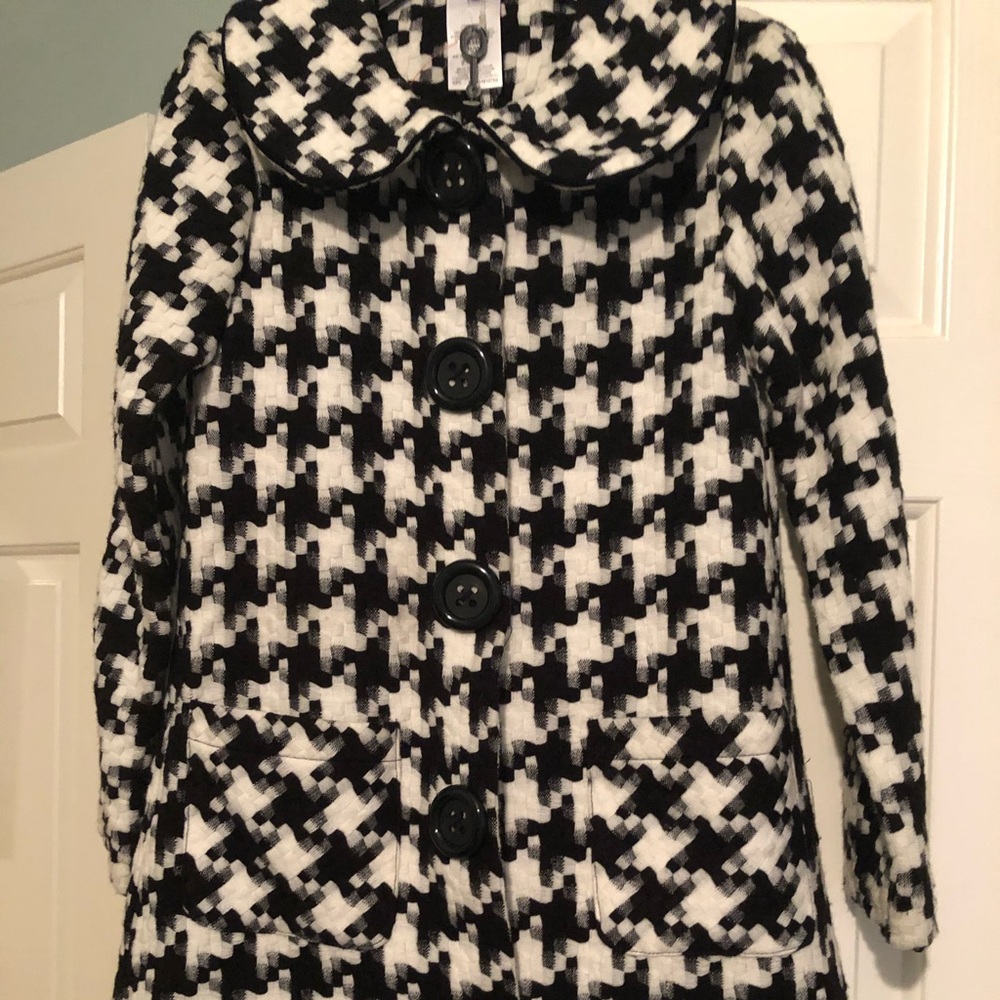 Houndstooth coat